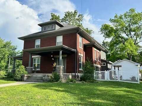 503 W Cherry Street, Nevada, MO 64772