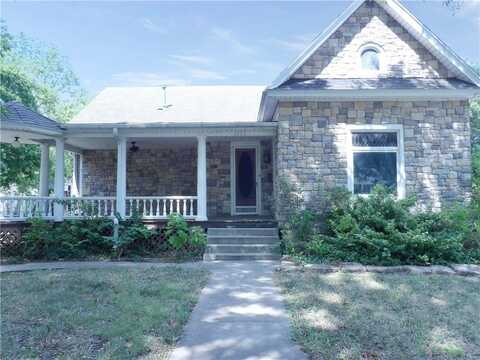 1111 E Oak Street, Fort Scott, KS 66701