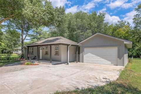 405 S Jefferson Street, Raymore, MO 64083