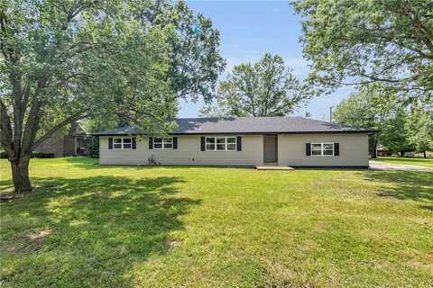 300 E Burdick Street, Hamilton, MO 64644