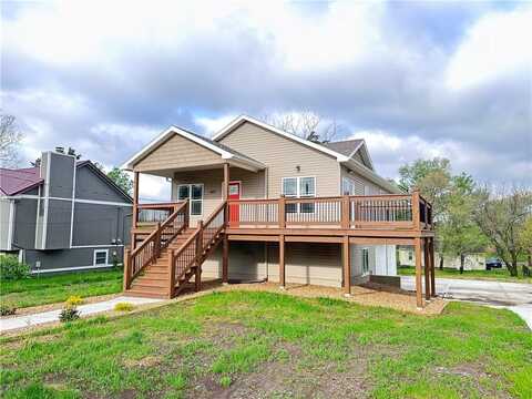 107 S Jefferson Avenue, Knob Noster, MO 65336