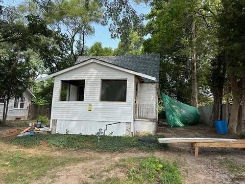 11220 E Peery Street, Independence, MO 64054