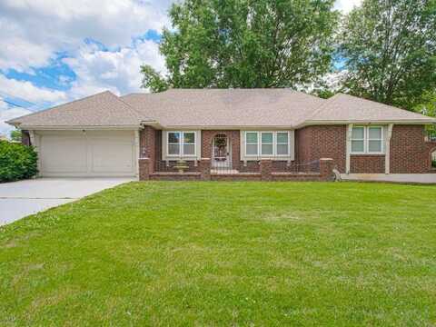 1000 SW Twilight Lane, Blue Springs, MO 64015