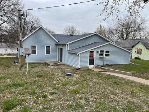 306 E 5th Street, Colony, KS 66015