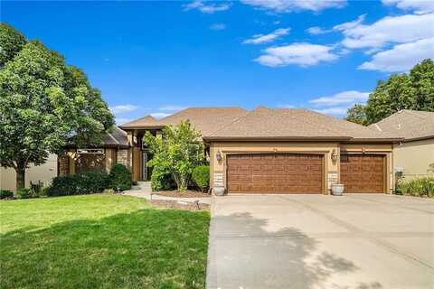 5202 NW 78th Way, Kansas City, MO 64151