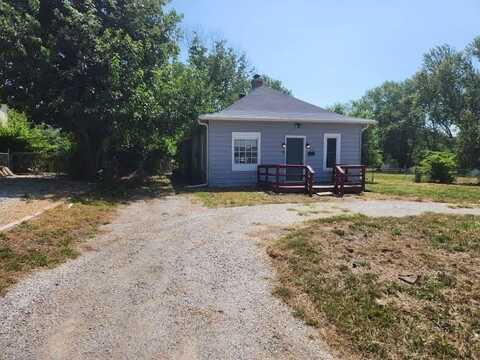 913 S Main Road, Independence, MO 64056