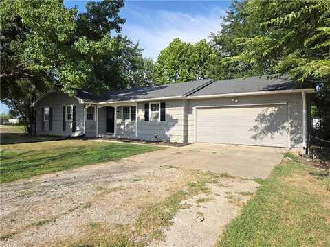 242 SW 13 Highway, Warrensburg, MO 64093