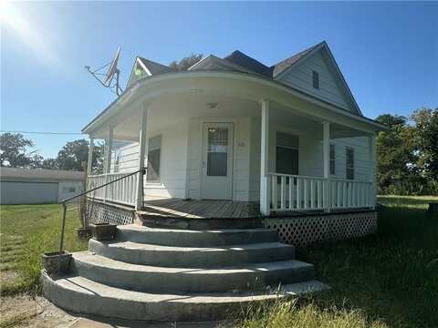 301 N 2nd Street, Elmo, MO 64445