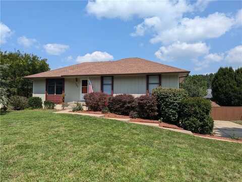 705 Foster Lane, Warrensburg, MO 64093