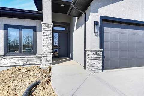 24913 W 98th Place, Lenexa, KS 66227