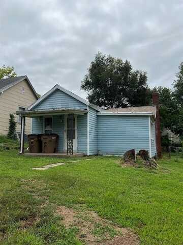 612 V Street, Atchison, KS 66002