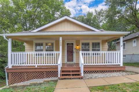 128 High Street, Liberty, MO 64068