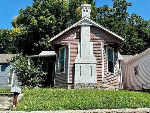 812 Ottawa Street, Leavenworth, KS 66048