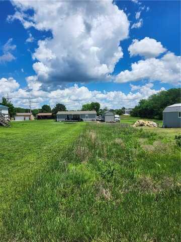 26 Shady Lane, Linn Valley, KS 66040