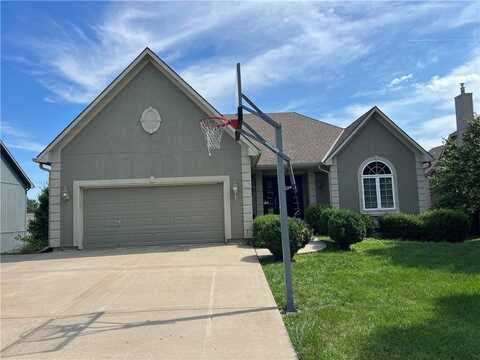 1501 NE 180th Terrace, Smithville, MO 64089