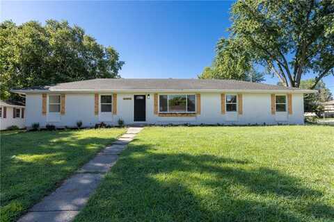 1927 Seneca Street, Leavenworth, KS 66048