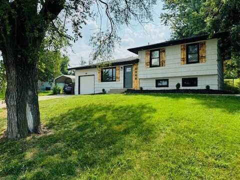 6208 NE Antioch Road, Gladstone, MO 64119