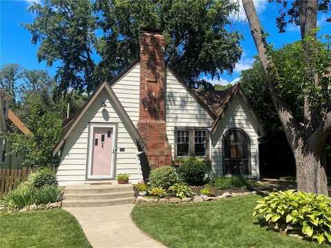 204 E 74th Street, Kansas City, MO 64114