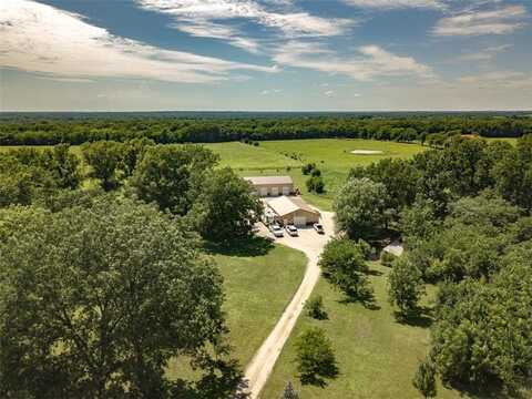 3574 Kentucky Road, Ottawa, KS 66067