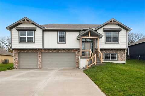 22903 S Ridgeview Drive, Peculiar, MO 64078