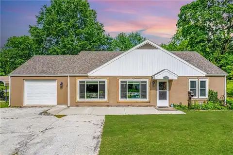 1401 S Lexington Street, Holden, MO 64040