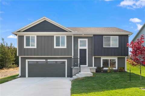 803 SE Dry Creek Drive, Oak Grove, MO 64075