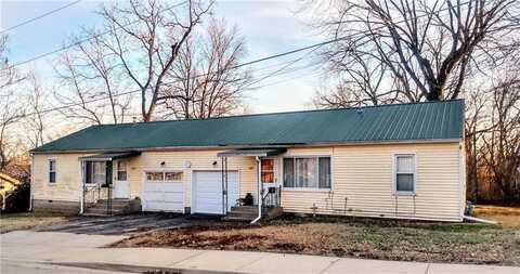 1407 & 1409 Brown Avenue, Osawatomie, KS 66064