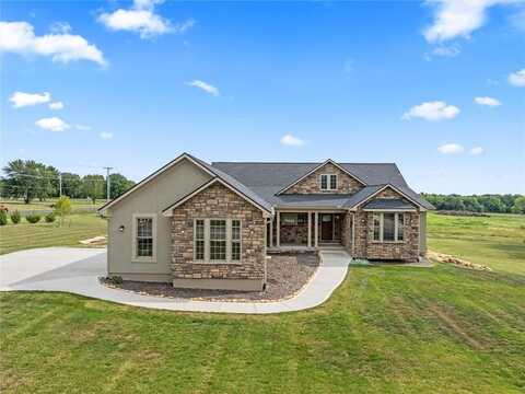 2513 Burris Drive, Harrisonville, MO 64701