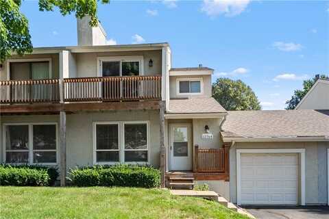 12764 W 108th Terrace, Overland Park, KS 66210