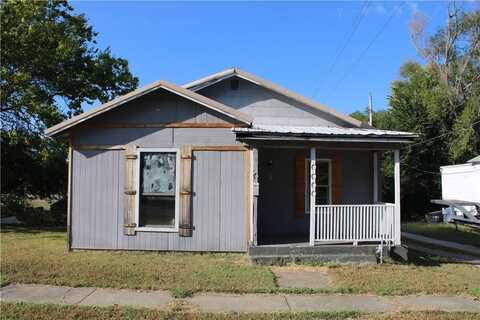 709 E 1st Street, Fort Scott, KS 66701