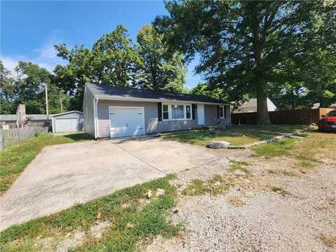 301 N Prairie Street, Buckner, MO 64016