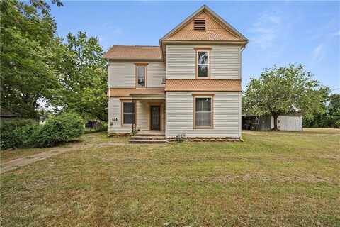 403 N Julia Street, Thayer, KS 66776