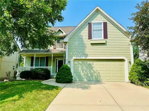 12122 Craig Lane, Overland Park, KS 66213