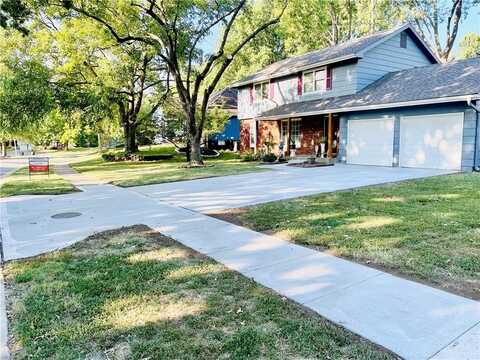 6708 N Euclid Avenue, Gladstone, MO 64118