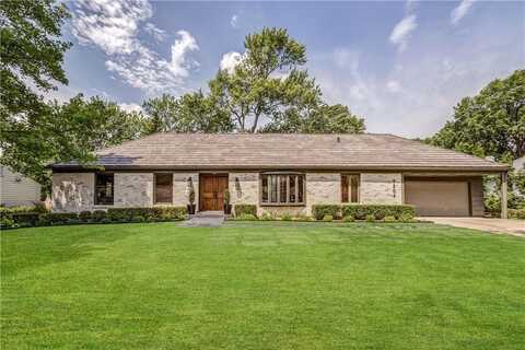 9304 Mohawk Lane, Leawood, KS 66206