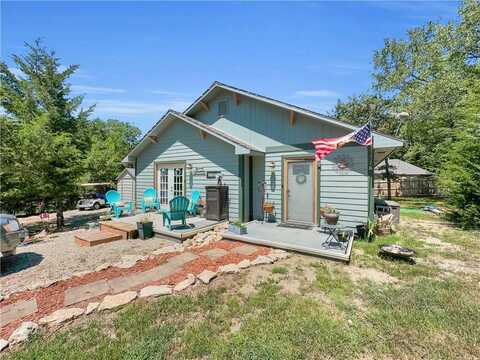 109 Beechwood Lane, Linn Valley, KS 66040