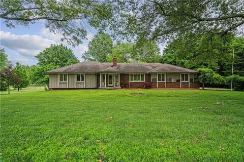 803 N Prairie Lane, Raymore, MO 64083