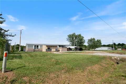 107 Covered Bridge Road, Sedalia, MO 65301