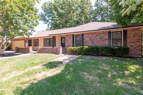 1109 Mockingbird Court, Saint Joseph, MO 64506