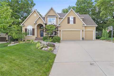 11718 S Lewis Drive, Olathe, KS 66061