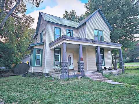 603 S Walnut Street, Garnett, KS 66032