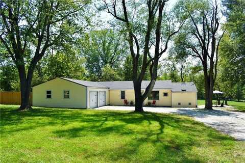 9411 E State Route YY Highway, Peculiar, MO 64078