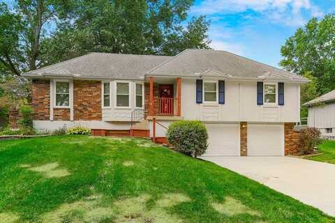 1015 SE 3rd Terrace, Lees Summit, MO 64063