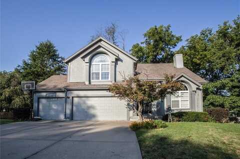 5904 NE Diamond Circle, Lees Summit, MO 64064