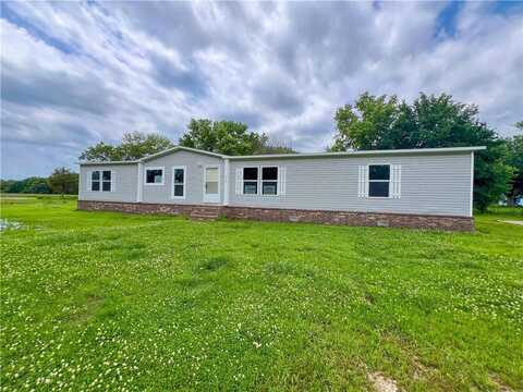 916 W DELAWARE Street, Coffeyville, KS 67337