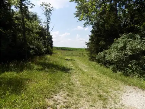 2440 Riley Road, Ottawa, KS 66067