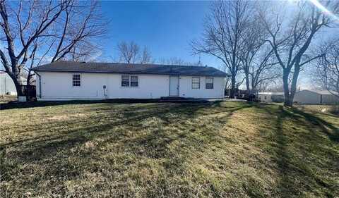 304 W 3rd Street, Winston, MO 64689