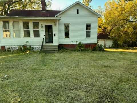 305 N Washington Street, Clinton, MO 64735