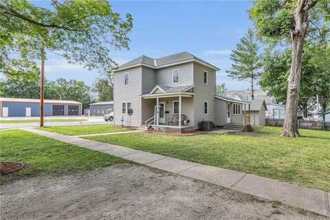 425 W 3rd Avenue, Garnett, KS 66032