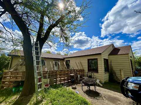 421 Hilger ST, Geraldine, MT 59446